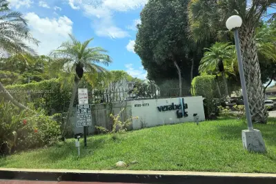 8365 SW 152nd Ave #C-103, Miami: photo 1 of 28