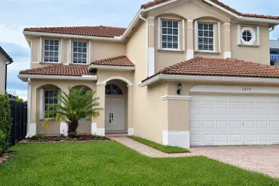 3670 SW 154th Ct, Miami: photo 1 of 27