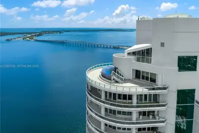 1643 Brickell Ave #PH4901, Miami: photo 1 of 43