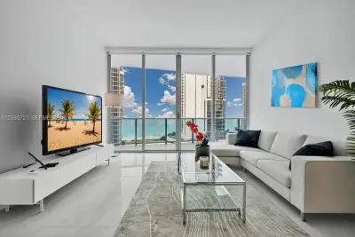 17550 Collins Ave #1003, Sunny Isles Beach: photo 1 of 30