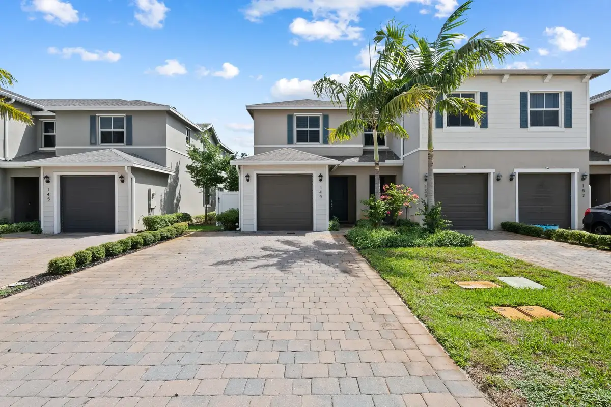 149 Bandol St, Riviera Beach: photo 1 of 30