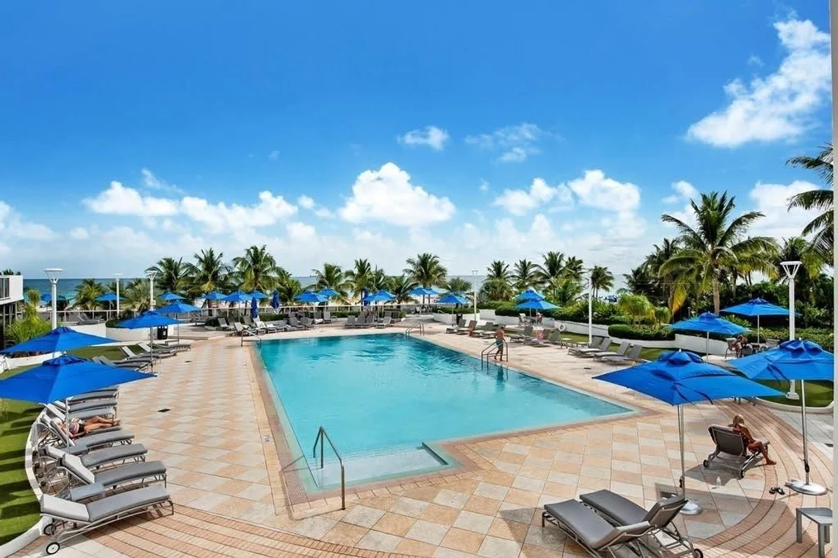 100 Lincoln Rd #411A, Miami Beach: photo 1 of 8