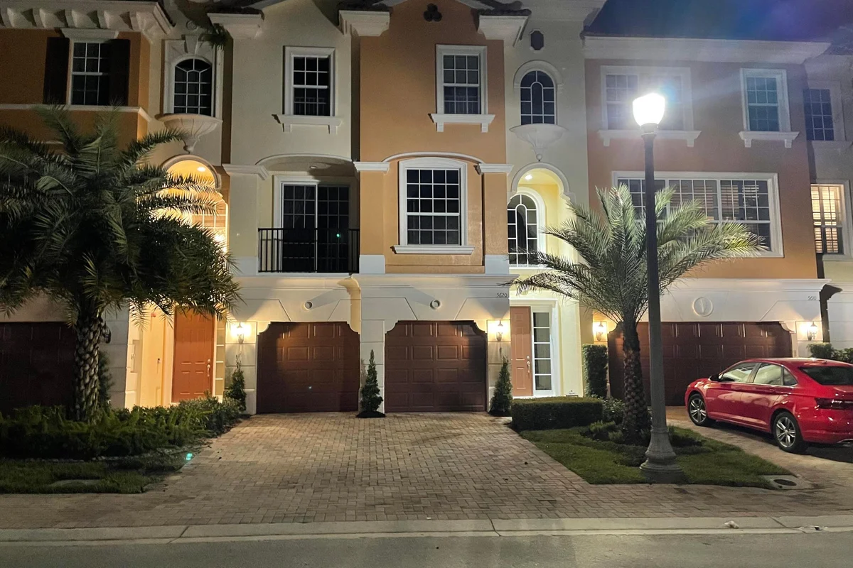 5620 NE Trieste Ter, Boca Raton: photo 1 of 41