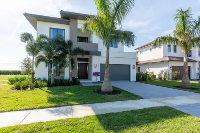 3032 Blue Cypress Ln, Wellington: photo 1 of 24