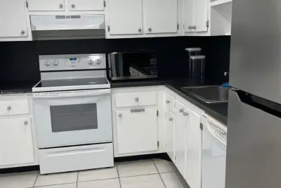 1200 NE Miami Gardens Dr #803W, Miami: photo 1 of 18