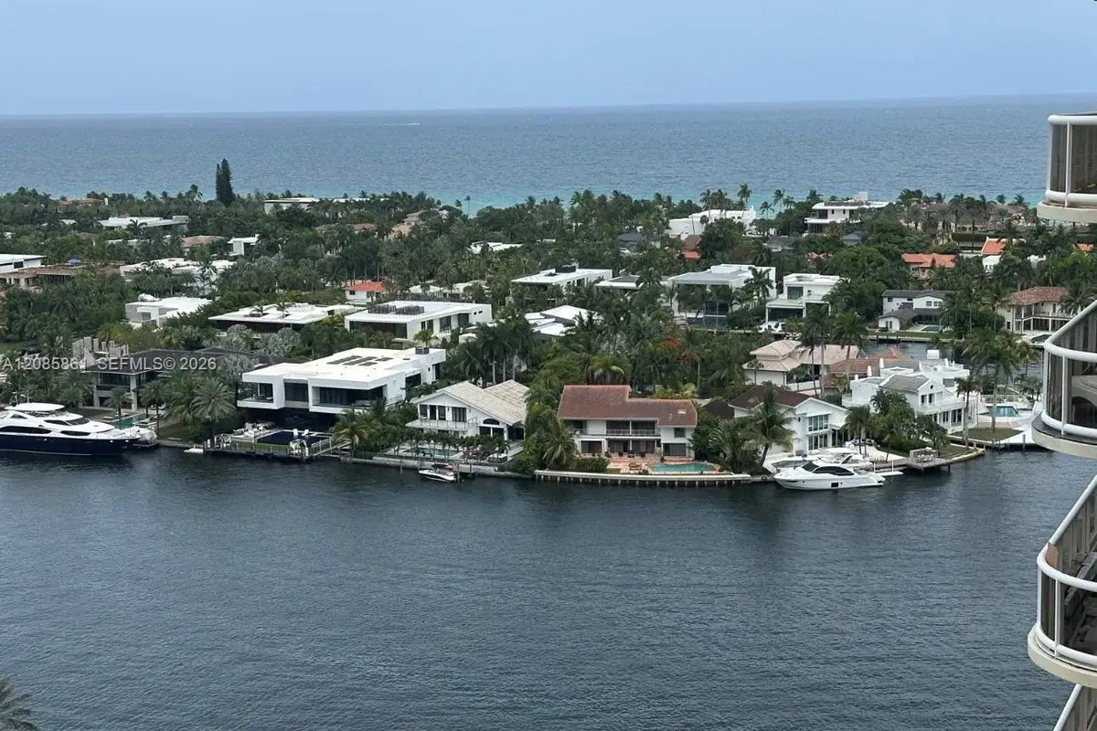 20191 E Country Club Dr #2002, Aventura: photo 1 of 5