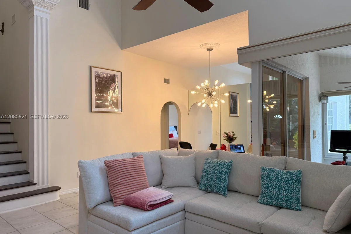 30 Windsor Ln, Palm Beach Gardens: photo 1 of 81