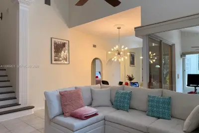 30 Windsor Ln, Palm Beach Gardens: photo 1 of 81