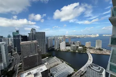 950 Brickell Bay Dr #5202, Miami: photo 1 of 48