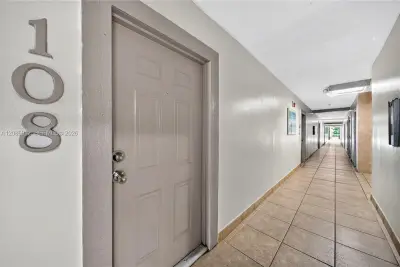1801 NE 140th St #108, North Miami: photo 1 of 21