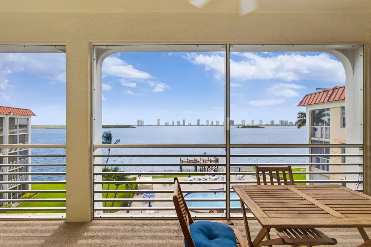 105 Paradise Harbour Blvd #501, North Palm Beach: photo 1 of 51