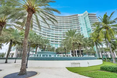 1 N Ocean Blvd #814, Pompano Beach: photo 1 of 66