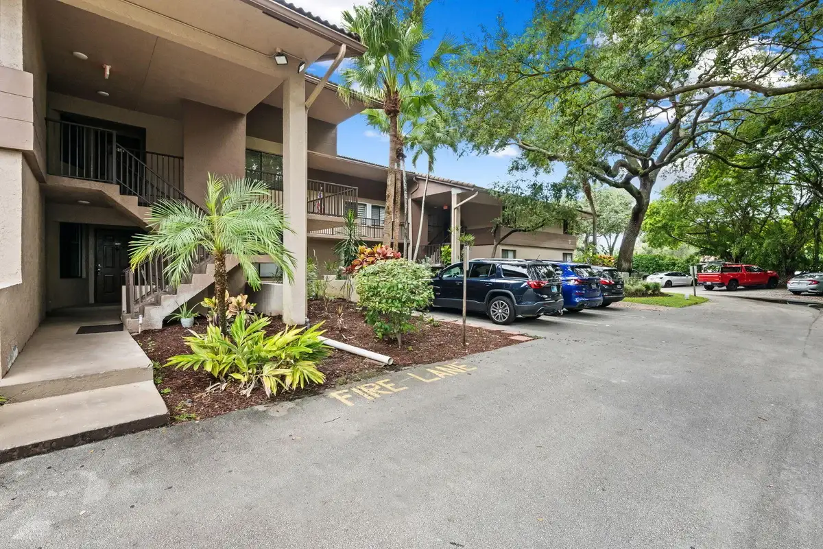 9503 NW 2nd Pl #3-B, Coral Springs: photo 1 of 22