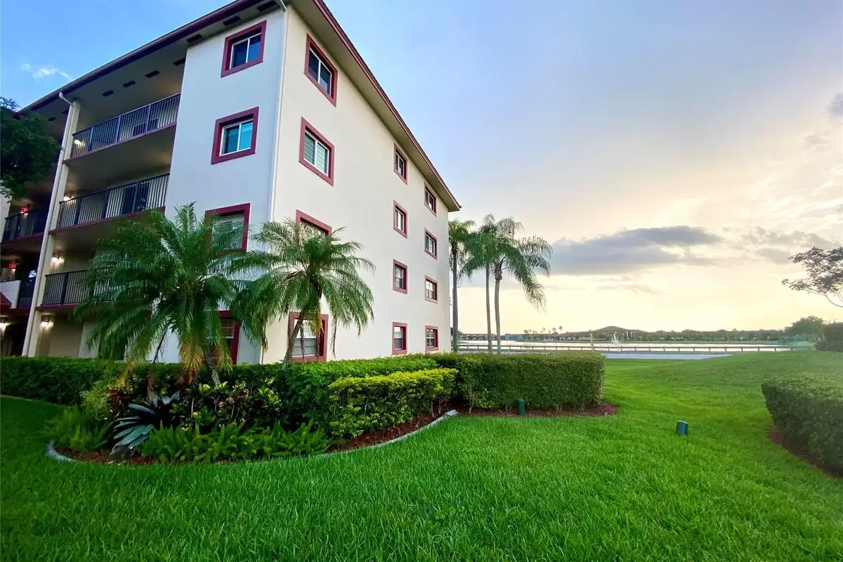 1000 SW 128th Ter #411V, Pembroke Pines: photo 1 of 36
