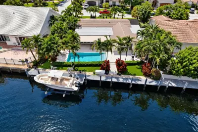2401 NE 47th St, Lighthouse Point: photo 1 of 41