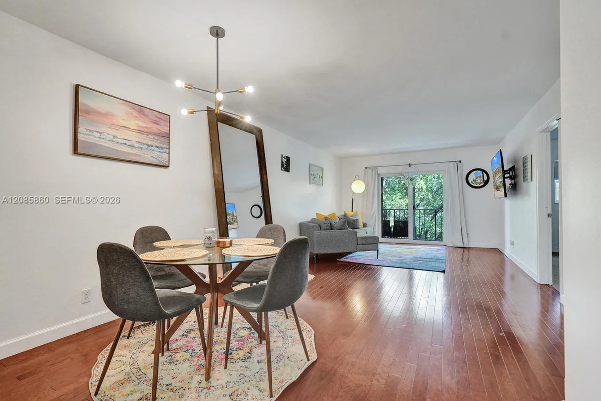 1785 N Andrews Square #205E, Fort Lauderdale: photo 1 of 28