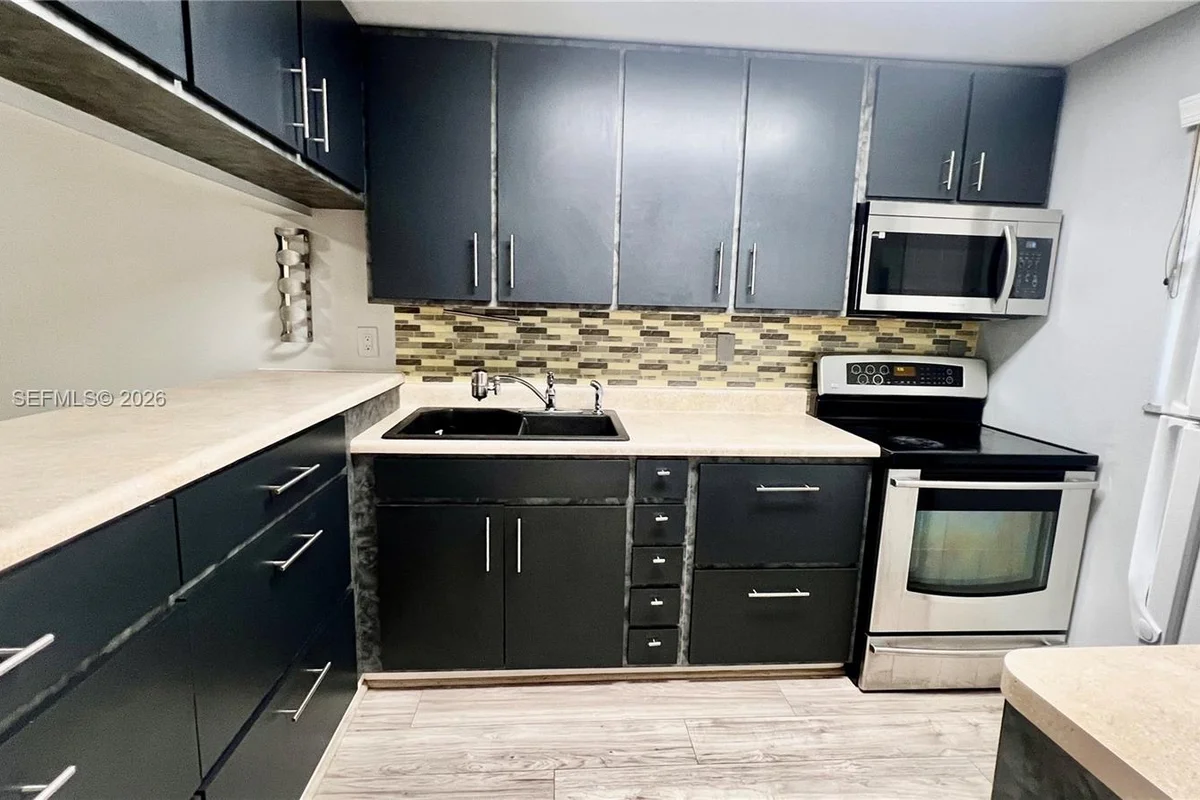 7610 Stirling Rd #103B, Davie: photo 1 of 25
