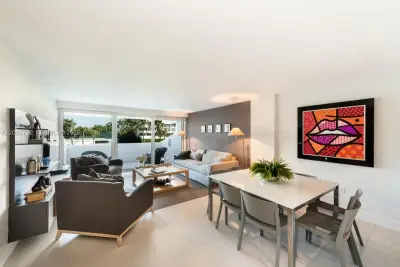 199 Ocean Lane Dr #206, Key Biscayne: photo 1 of 40