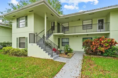 2001 Sabal Ridge Ct #A, Palm Beach Gardens: photo 1 of 49