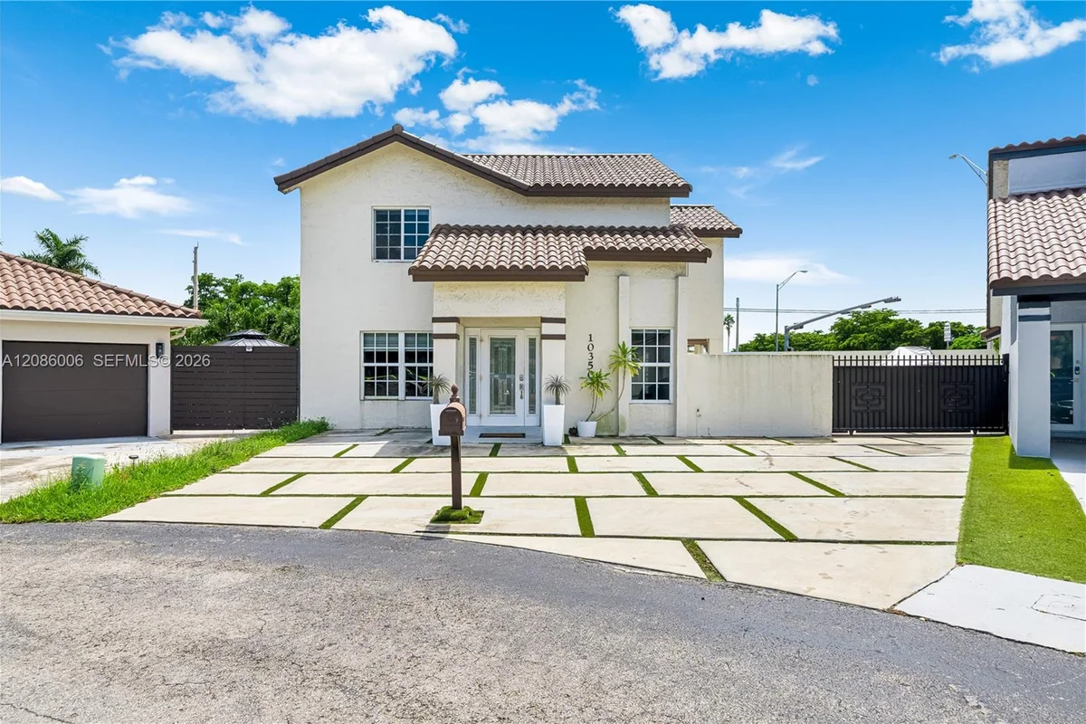10350 SW 136th Ct, Miami: photo 1 of 37