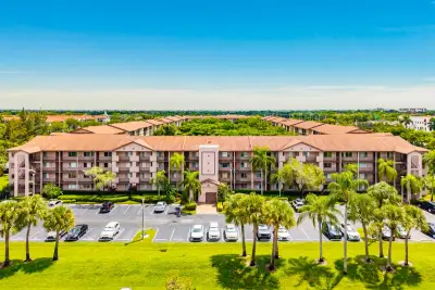 1651 SW 127th Ave SW #105A, Pembroke Pines: photo 1 of 16