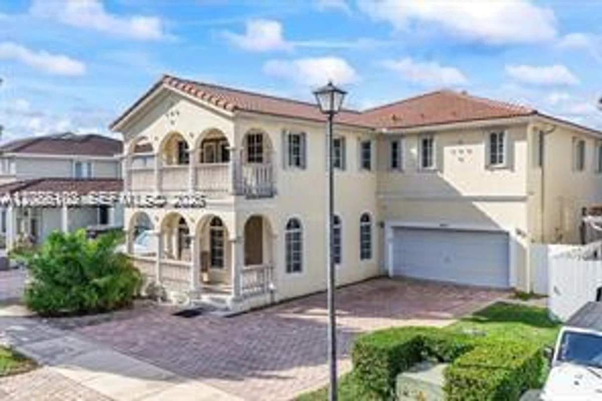 14045 SW 278th St, Homestead: photo 1 of 30