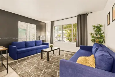 7340 Harding Ave #1, Miami Beach: photo 1 of 17