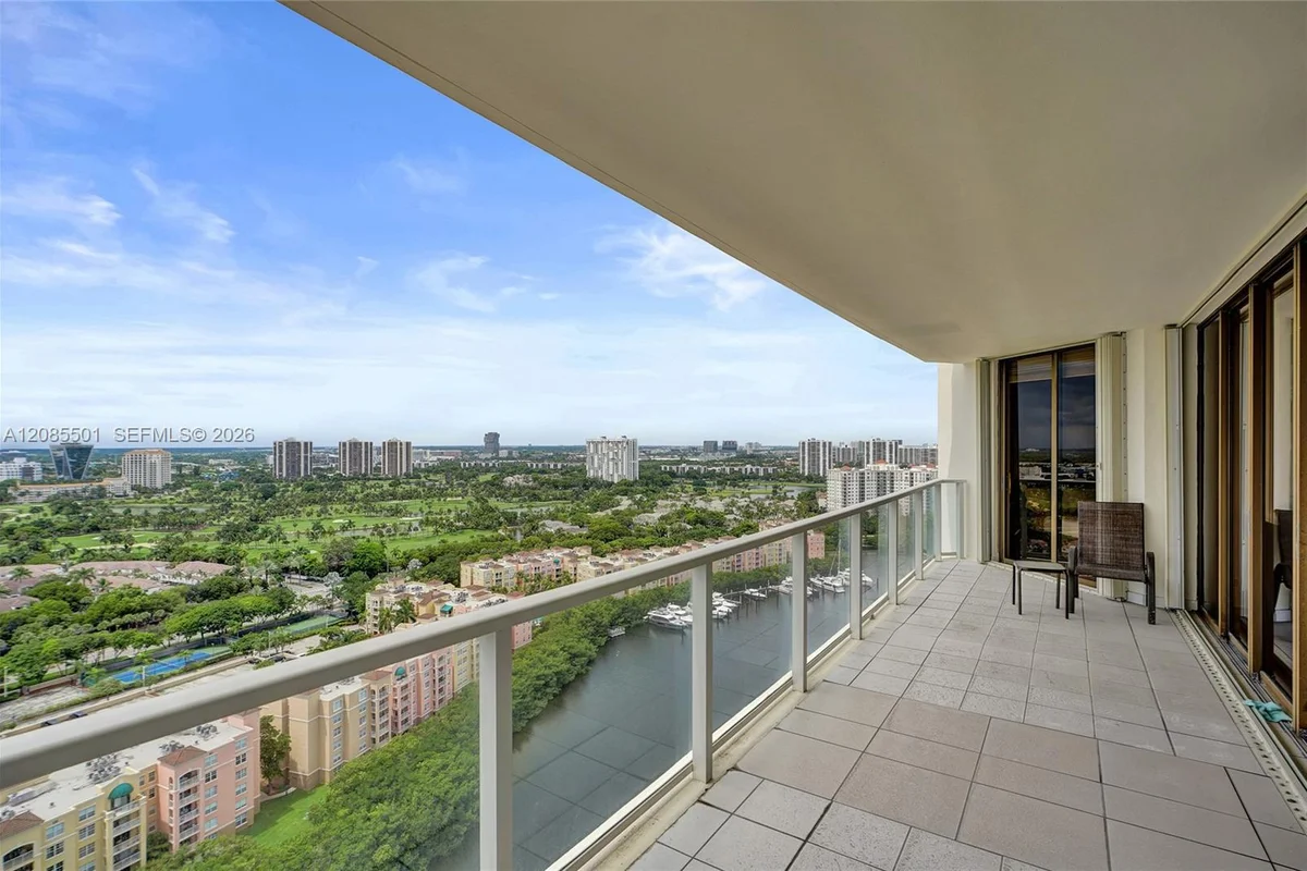 19500 Turnberry Way #23C, Aventura: photo 1 of 13