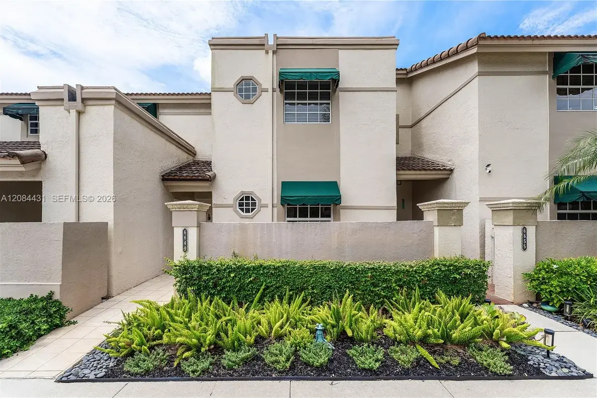 6649 Via Regina, Boca Raton: photo 1 of 65