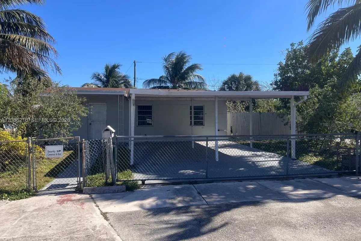 16531 NW 18th Ct #1, Miami Gardens: photo 1 of 2