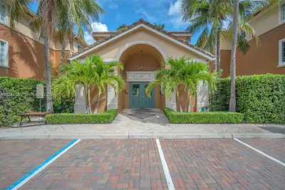 2931 NE 185th St #1101, Aventura: photo 1 of 33