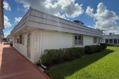 34 Valencia B, Delray Beach: photo 1 of 30
