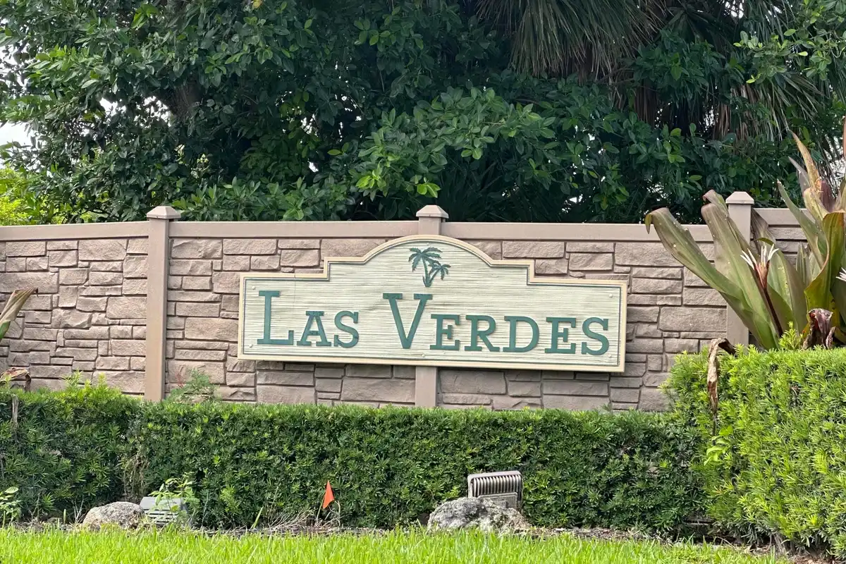 5483 Viburnum Cir, Delray Beach: photo 1 of 47