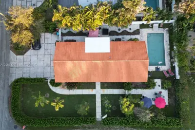 12015 NE 7th Ave, Biscayne Park: photo 1 of 66