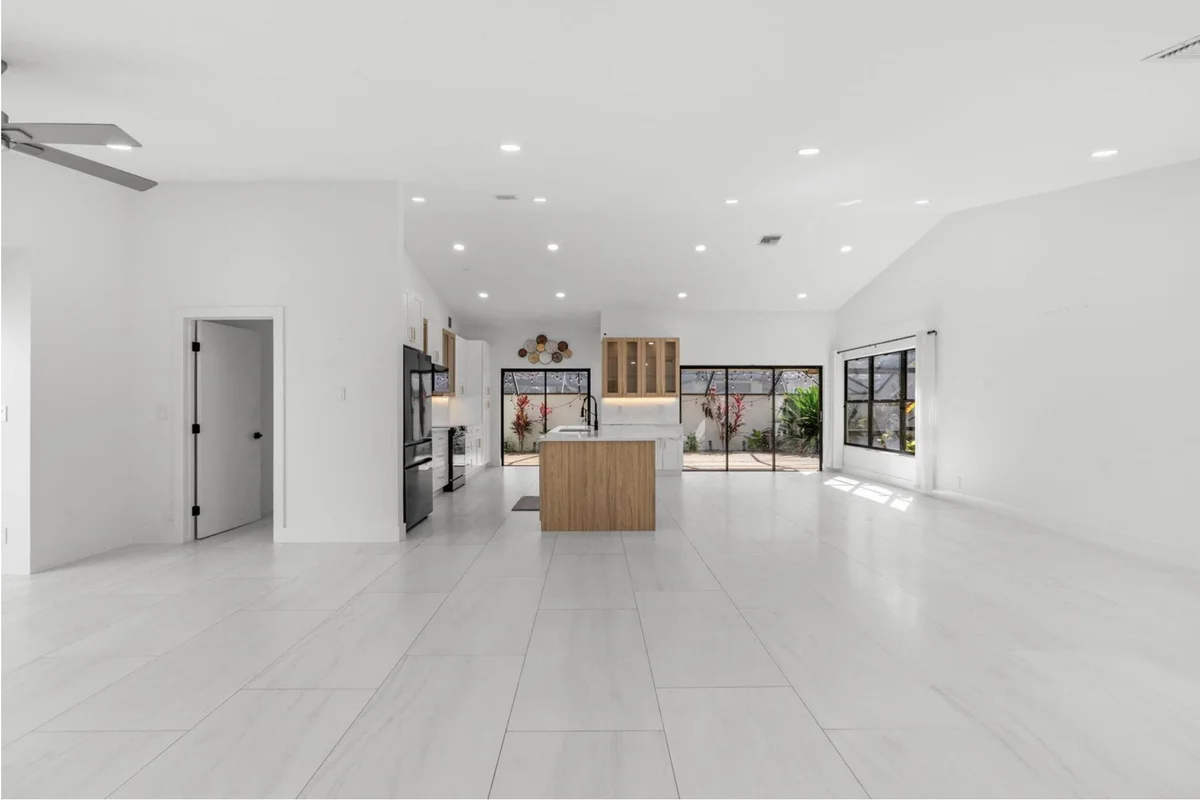 21326 Campo Allegro Dr, Boca Raton: photo 1 of 29
