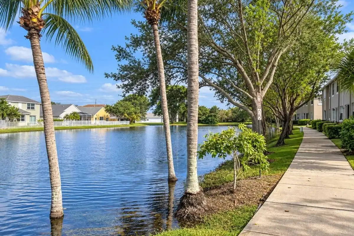 2214 Shoma Dr, Royal Palm Beach: photo 1 of 42
