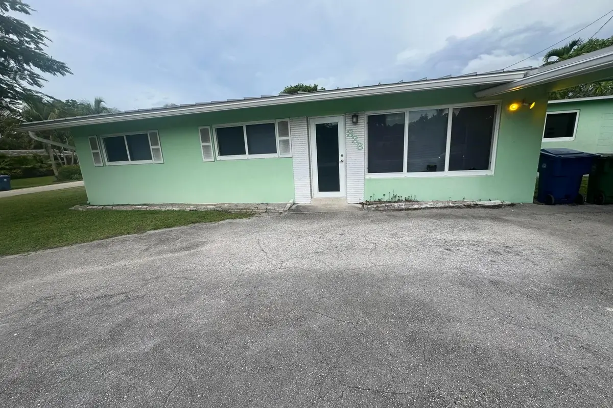 333 NW 26th Ct, Wilton Manors: photo 1 of 9