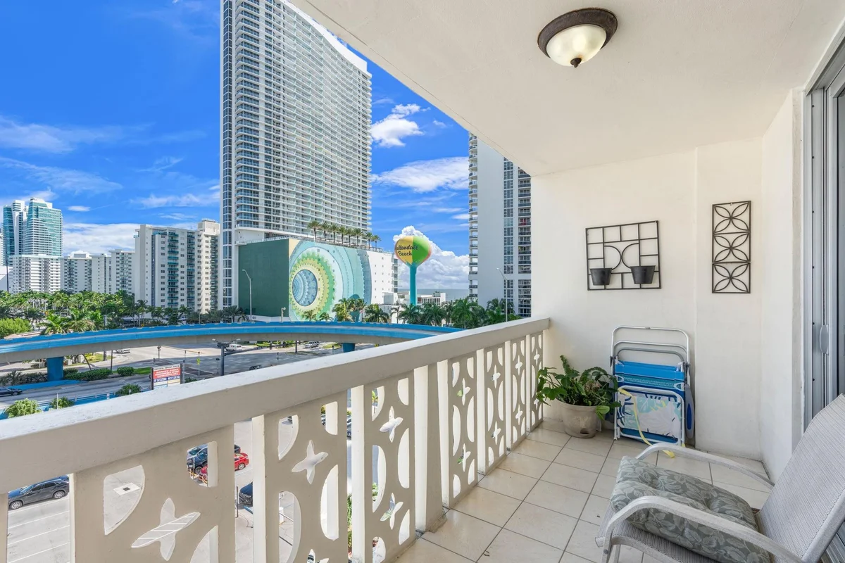 1825 S Ocean Dr #703, Hallandale Beach: photo 1 of 28