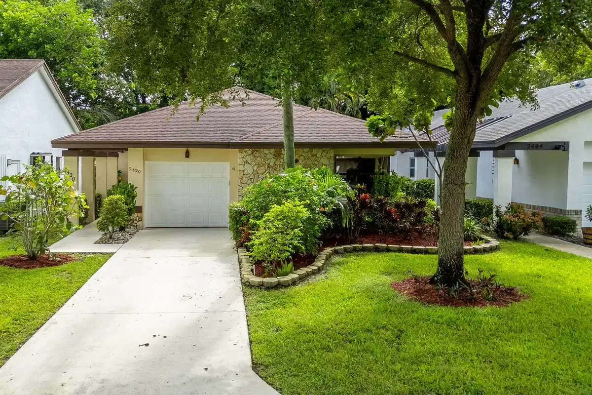 2420 Fiddleleaf Ave, Coconut Creek: photo 1 of 60