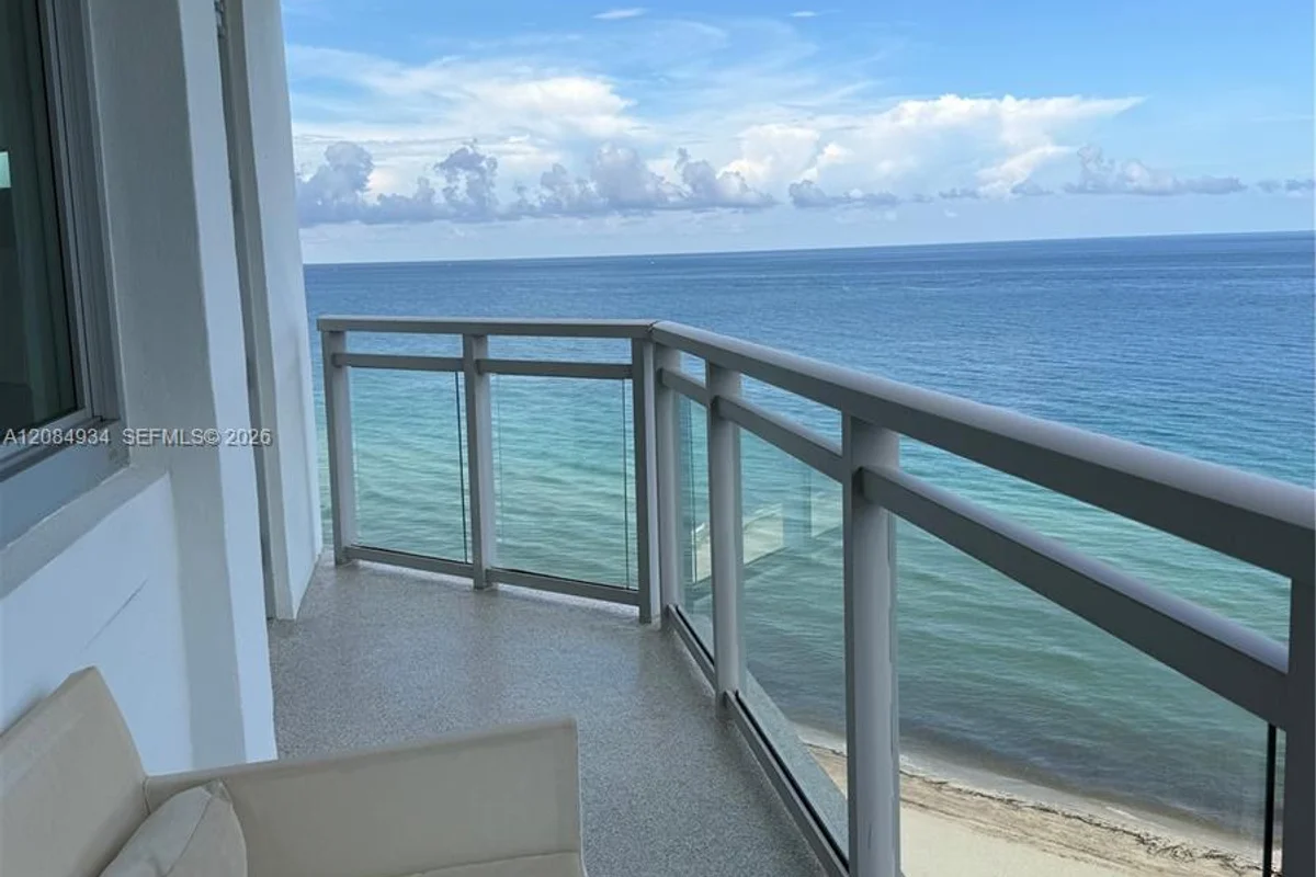7135 SE Collins Ave #1806, Miami Beach: photo 1 of 23