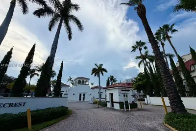 8650 SW 67th Ave #1033, Pinecrest: photo 1 of 25