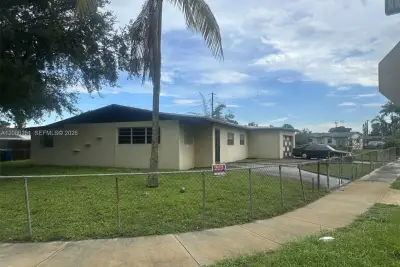 3370 NW 210th Ter, Miami Gardens: photo 1 of 1
