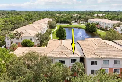 8303 Myrtlewood Cir W, Palm Beach Gardens: photo 1 of 30