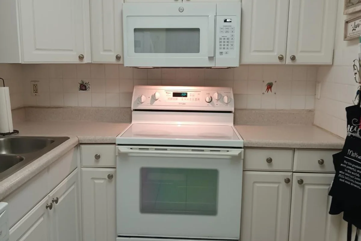7320 Lake Cir Dr #407, Margate: photo 1 of 24