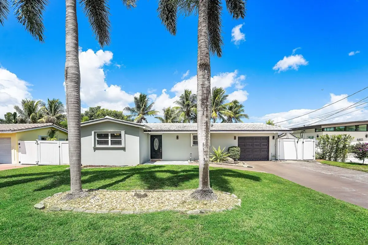 4481 SW 37th Ave, Dania Beach: photo 1 of 31