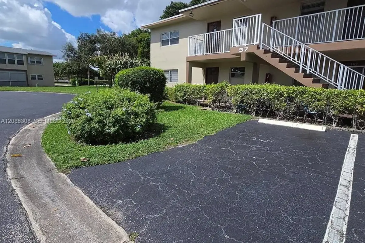 601 NW 79th Ave #101, Margate: photo 1 of 50