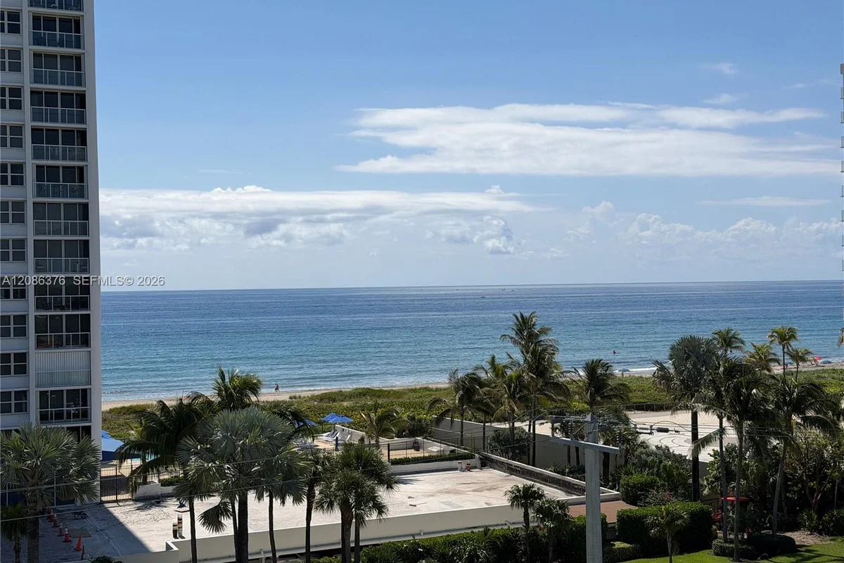 2851 S Ocean Blvd #6 V, Boca Raton: photo 1 of 27