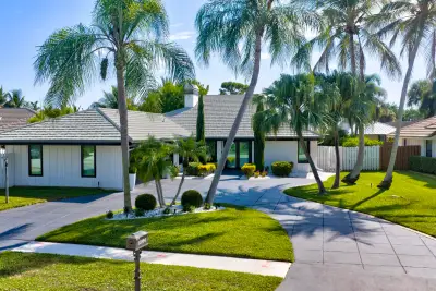 12894 N Normandy Way, Palm Beach Gardens: photo 1 of 66
