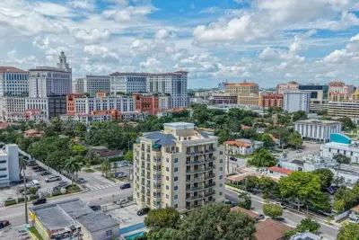 2501 SW Douglas Rd #202, Miami: photo 1 of 32
