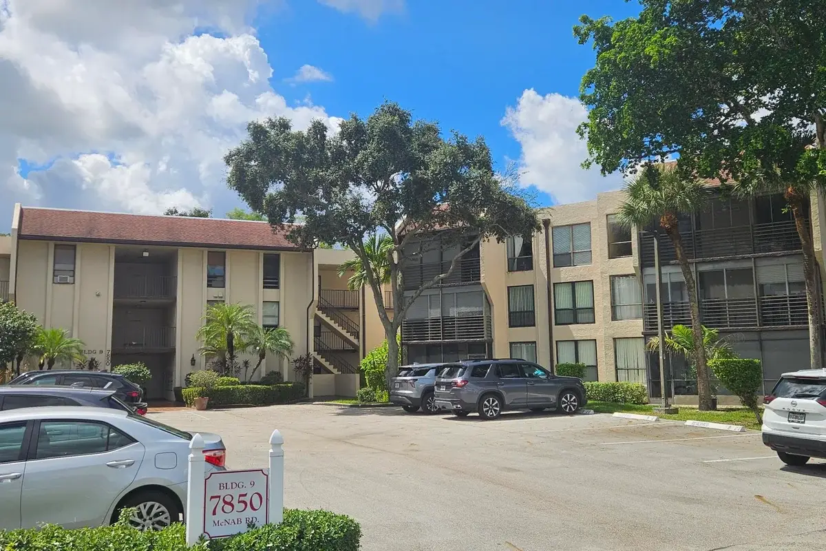 7850 W Mcnab Rd #104, Tamarac: photo 1 of 25